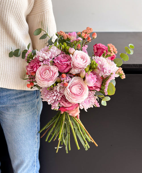 On Pointe (19+ stems)