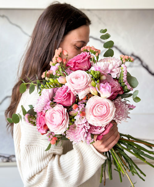 On Pointe (19+ stems)