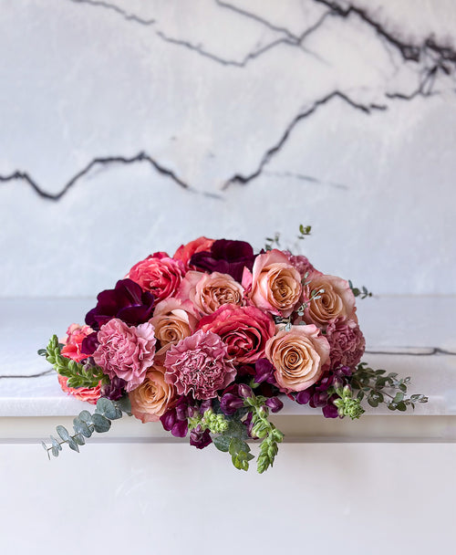 Miss Scarlet (22+ stems)