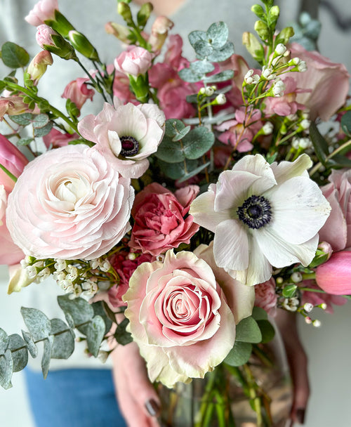 For a stress-free Valentine's Day, choose Tonic Blooms!