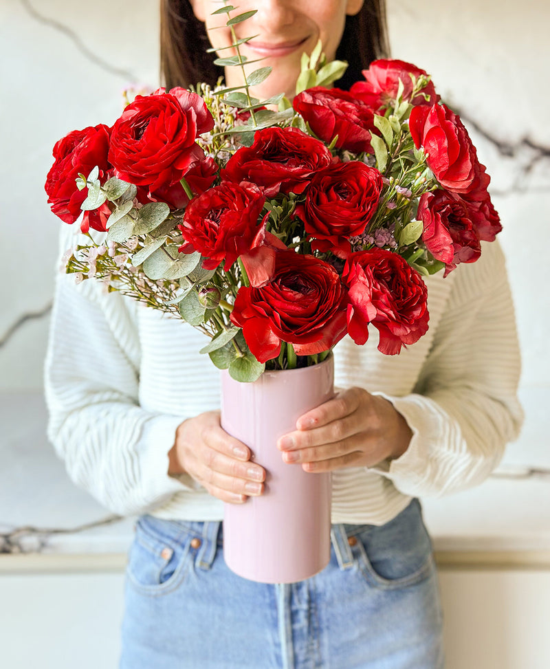 Valentine’s Day Made Easy: Flowers, Surprises & Romance