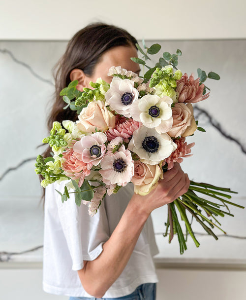 Fine and Sandy (16+ stems)