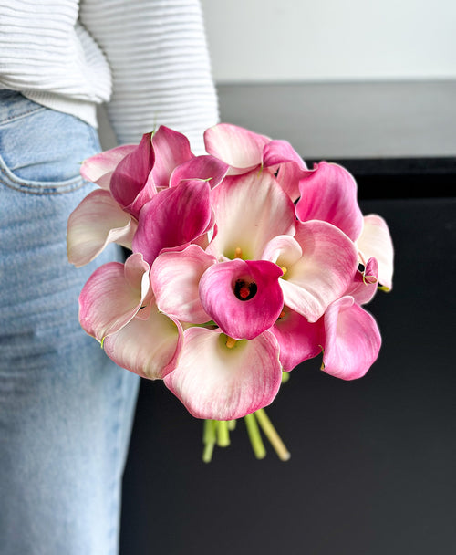 Calla On Me (20 Stems)