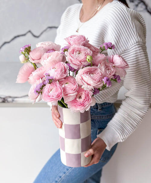 Bubble Gum Ranunculus (18+ stems)