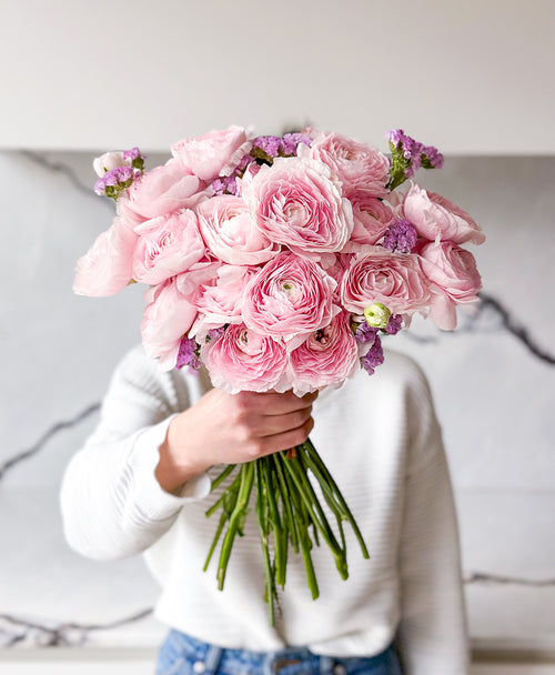 Bubble Gum Ranunculus (18+ stems)