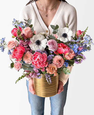 Significant Mother (360 centrepiece)