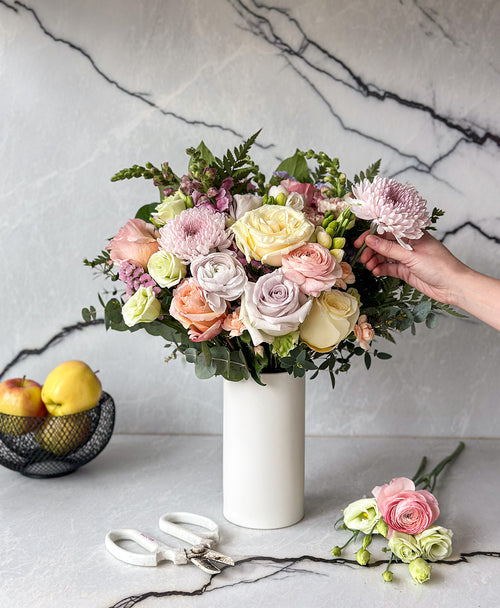 Mixed rose bouquets