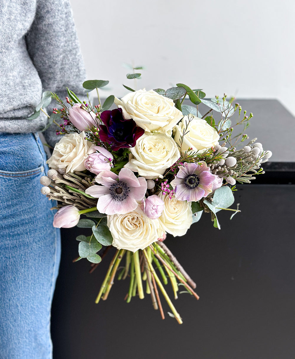 Shop Elegant Winter Blooms First Frost 18+ Stems | Tonic Blooms