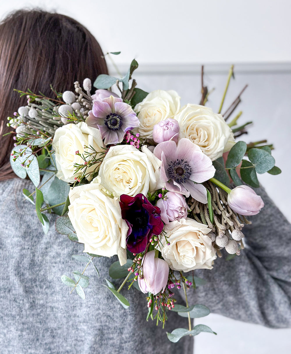 Shop Elegant Winter Blooms First Frost 18+ Stems | Tonic Blooms
