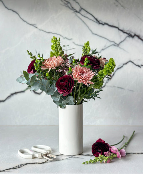 Grass is Greener (21+ stems)