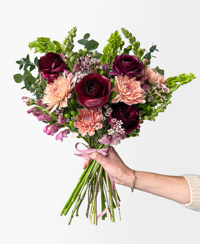 Grass is Greener (21+ stems)