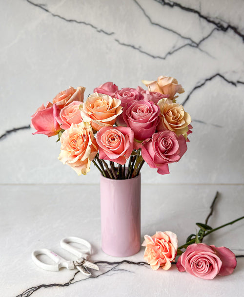 Tutti Frutti Rose Mix (15 stems)