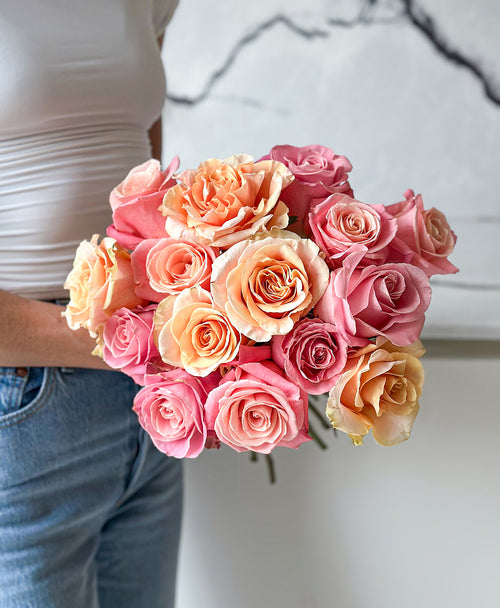 Tutti Frutti Rose Mix (15 stems)