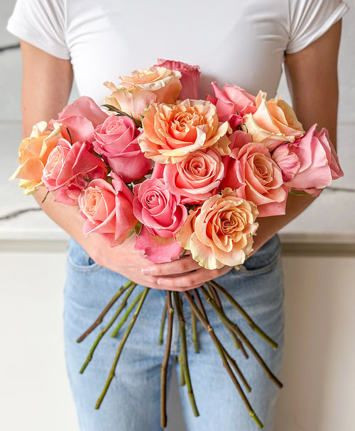 Tutti Frutti Rose Mix (15 stems)