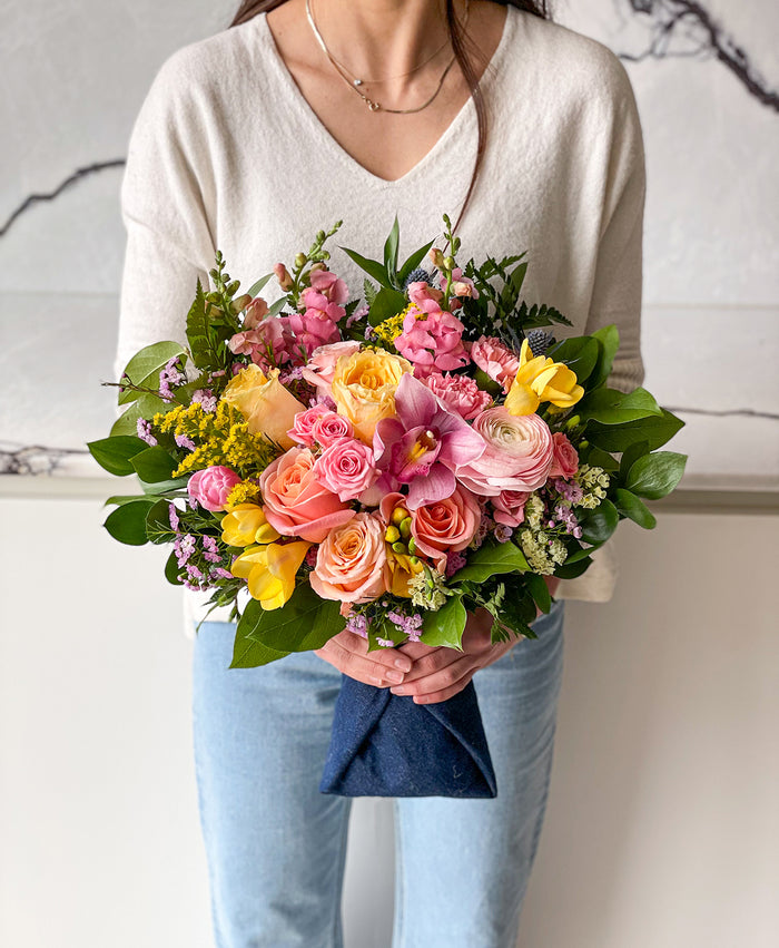 Tonic Blooms  on demand and same-day Toronto flower delivery