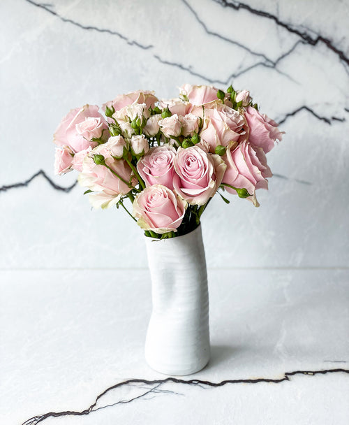 Cosmopolitan Roses (15 stems)